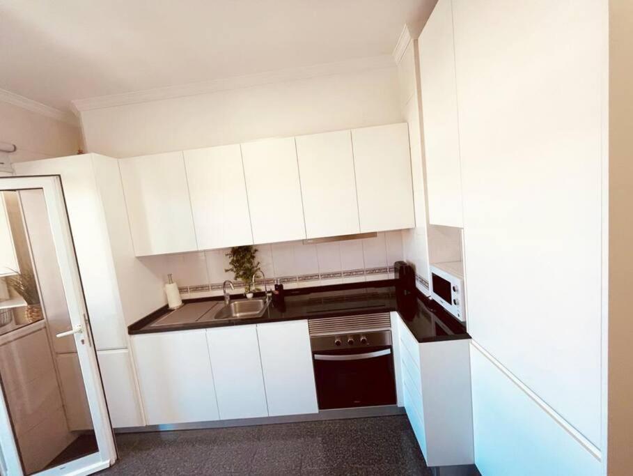Seaview Apartment Walking To The Beach Funchal  Bagian luar foto