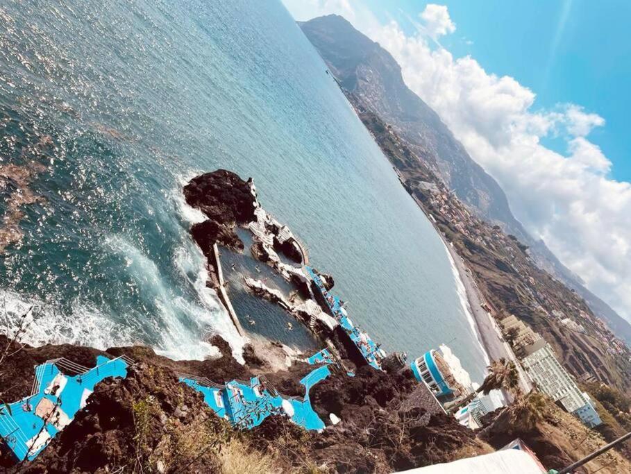 Seaview Apartment Walking To The Beach Funchal  Bagian luar foto